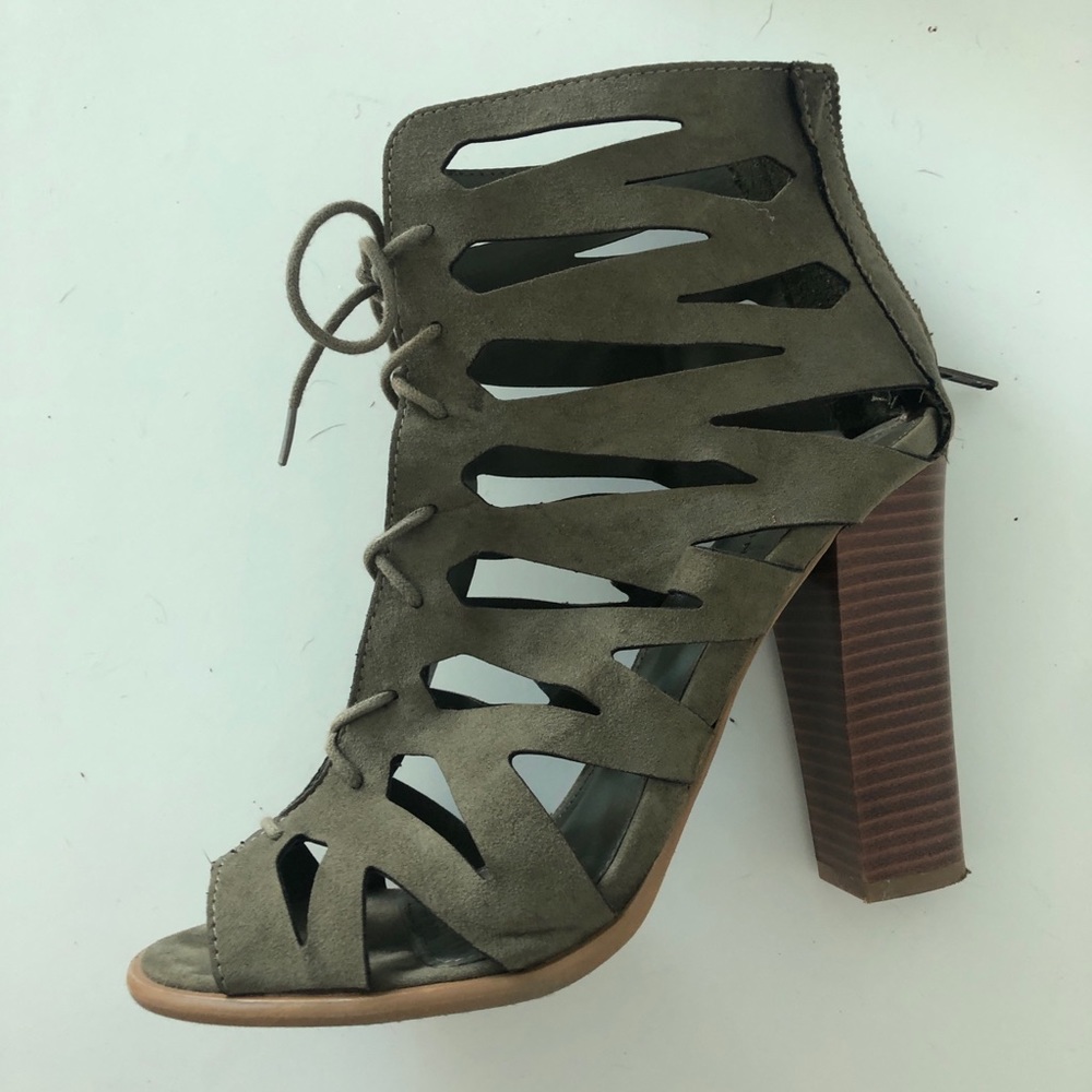 CHARLOTTE RUSSE heels
